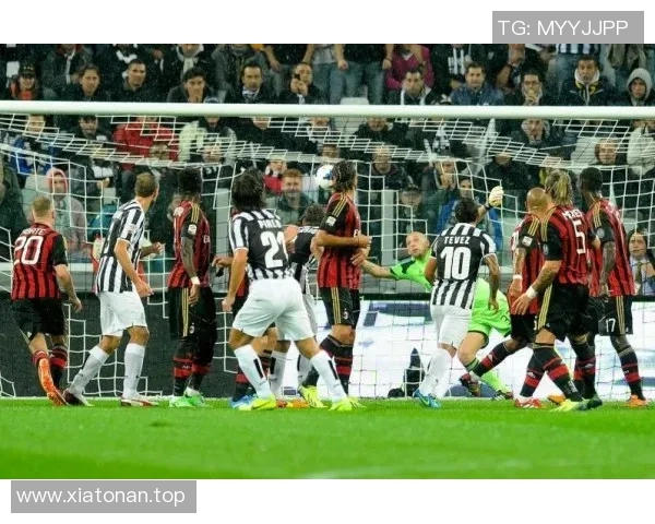 官方公告:AC米兰被罚+停赛! 官方公告:AC米兰被罚+停赛!