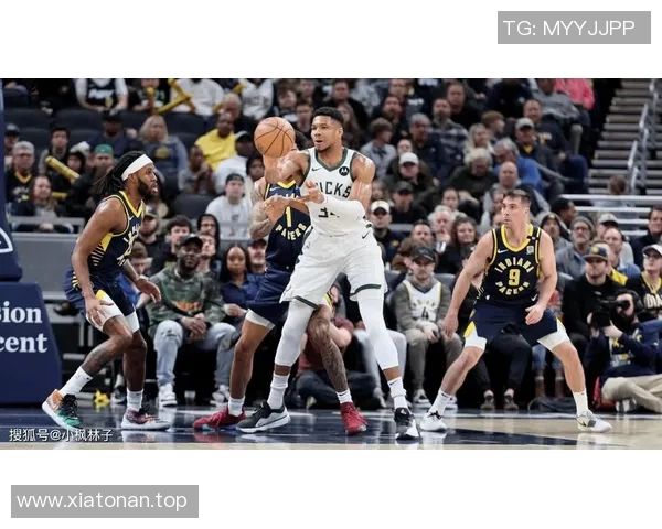 镜头回顾:字母哥这一幕令人泪目 镜头回顾:字母哥这一幕令人泪目