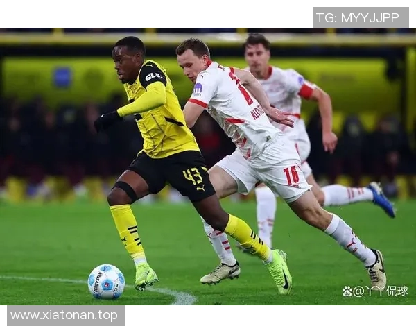 冲突升级！多特蒙德与教练发生激烈争执