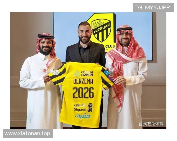 揭秘球星私生活:从家庭背景到个人爱好,鲜为人知的一面大曝光 揭秘球星私生活:从家庭背景到个人爱好,鲜为人知的一面大曝光